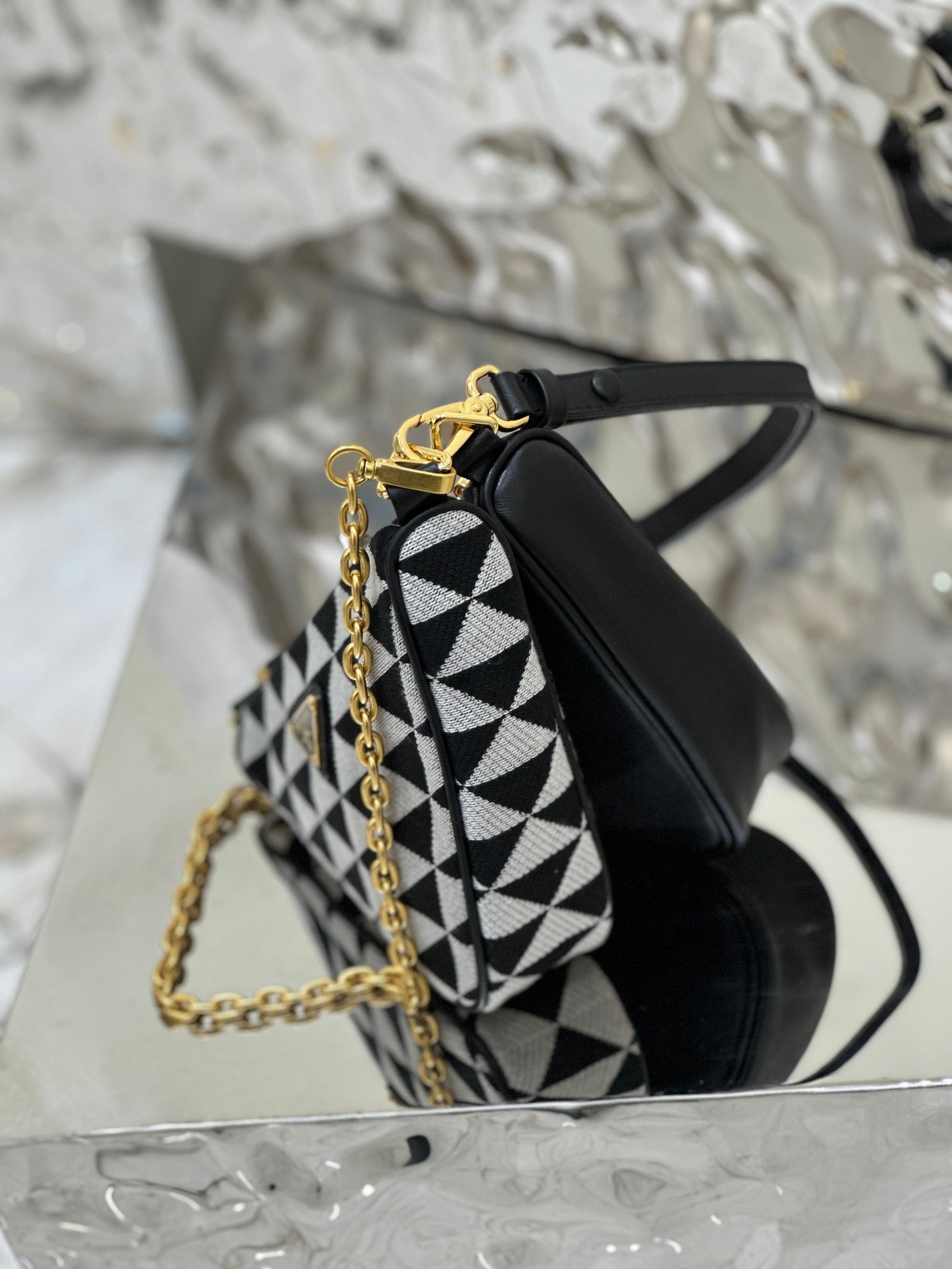 ＰＲＤＡ TRIANGLE-LOGO LEATHER AND JACQUARD SHOULDER BAG WHITE