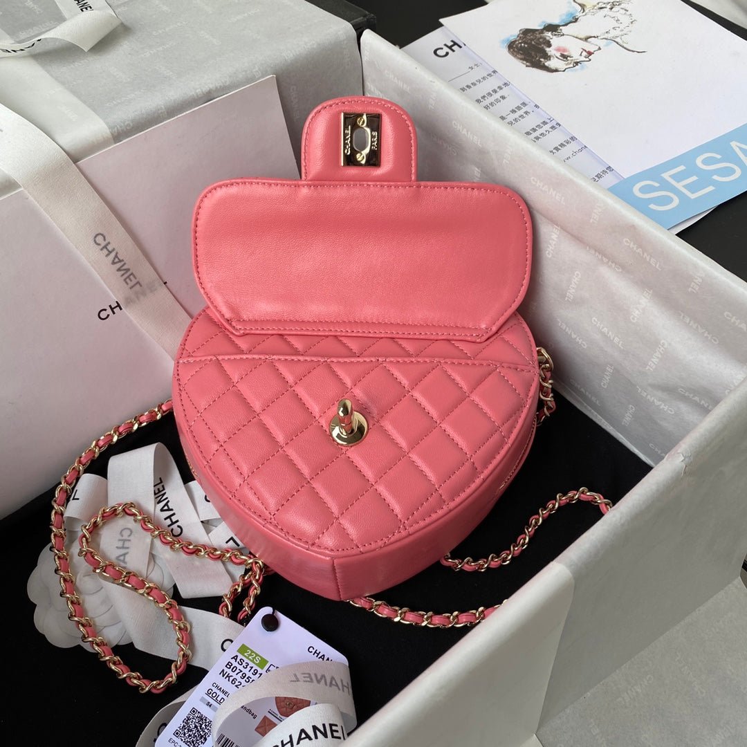 ＣＨＮＥＬHEART BAG CORAL PINK