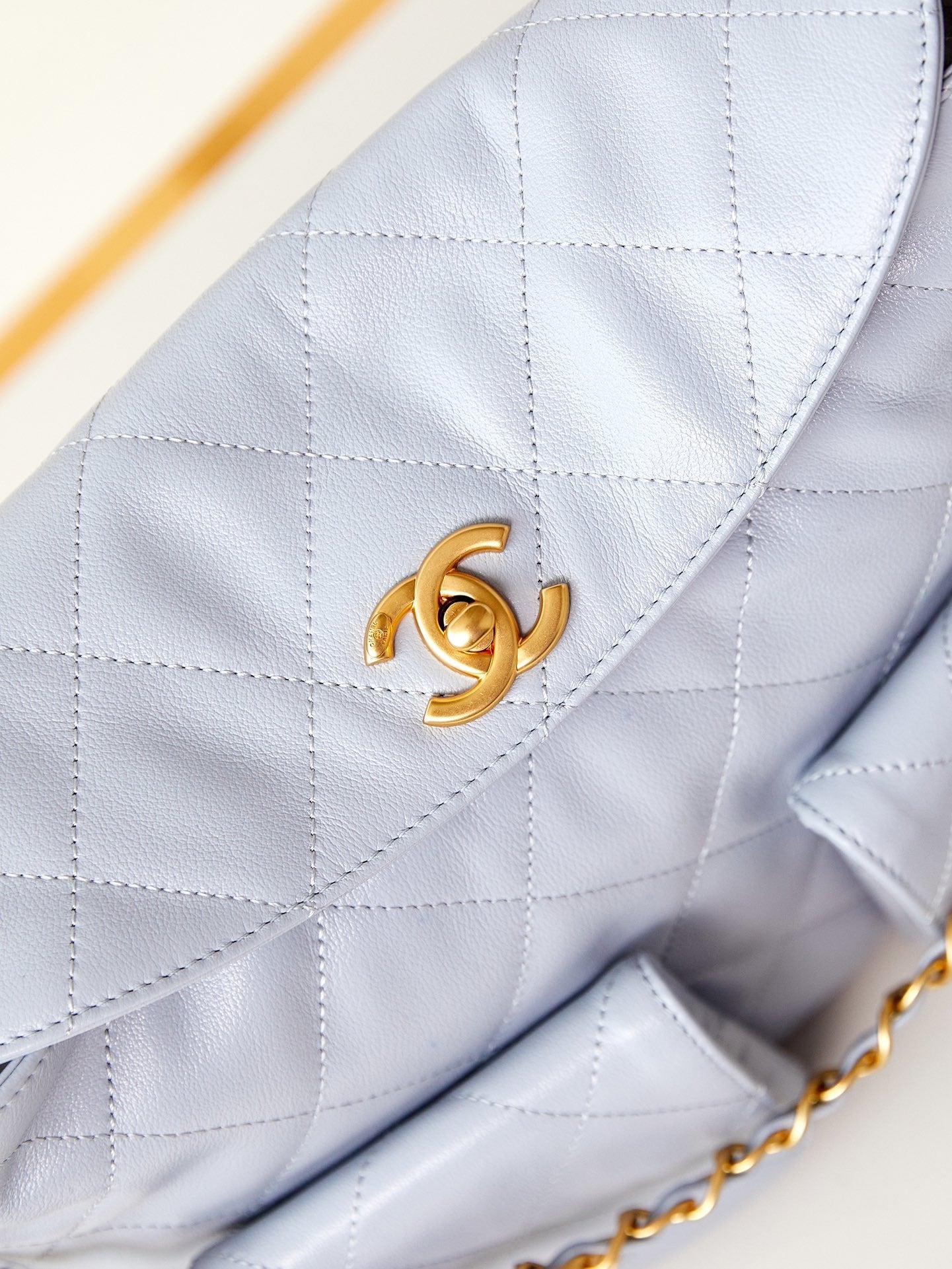 ＣＨＮＥＬHOBO HANDBAG ALICE BLUE