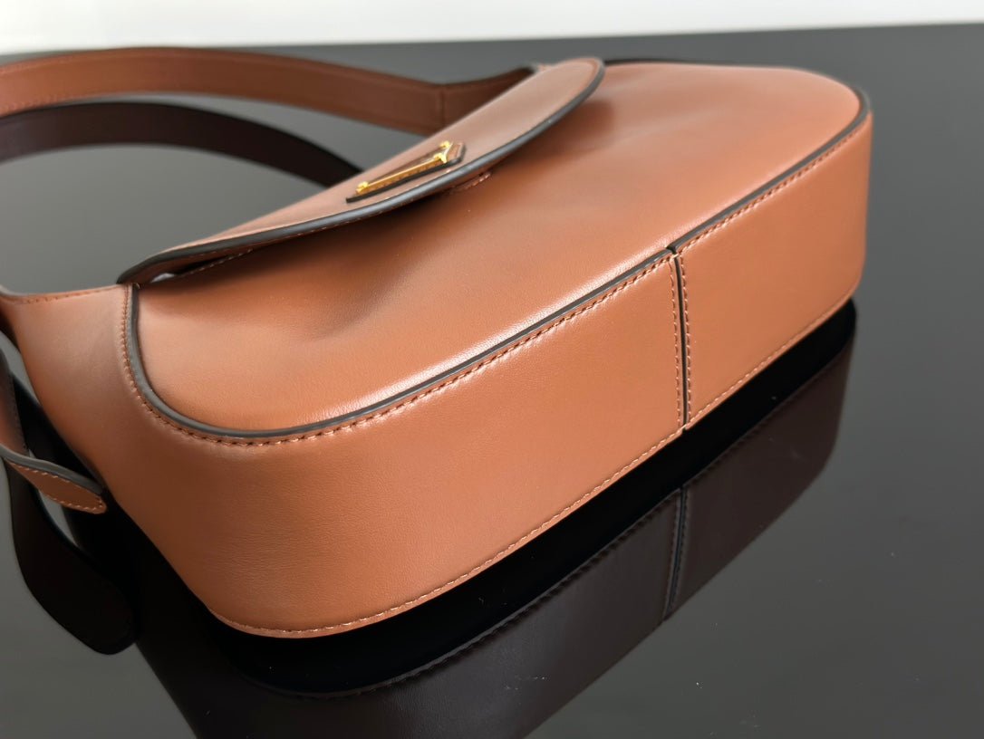 ＰＲＤＡ SMALL LEATHER SHOULDER BAG CARAMEL