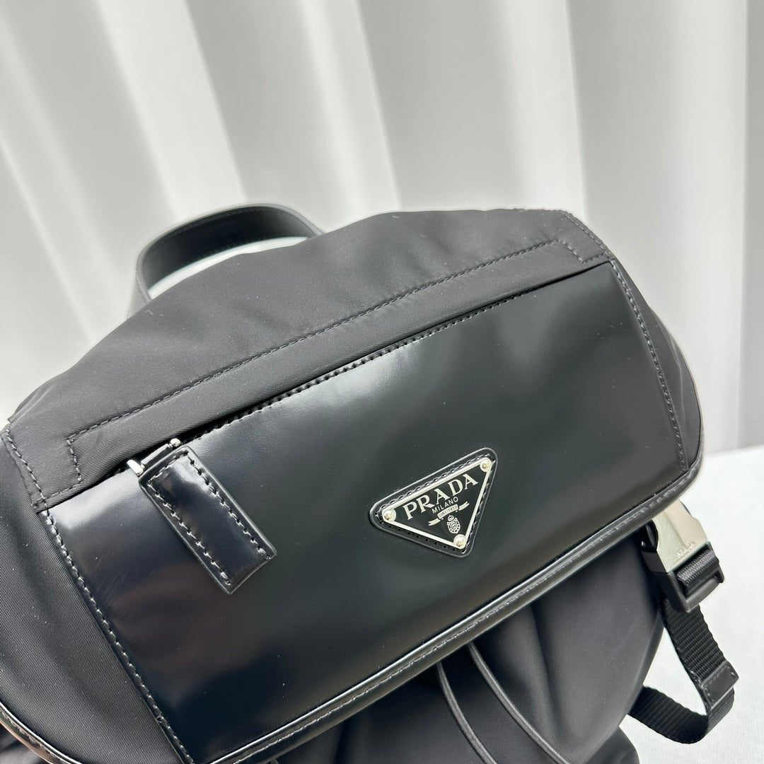 ＰＲＤＡ RE-NYLON AND LEATHER BACKPACK
