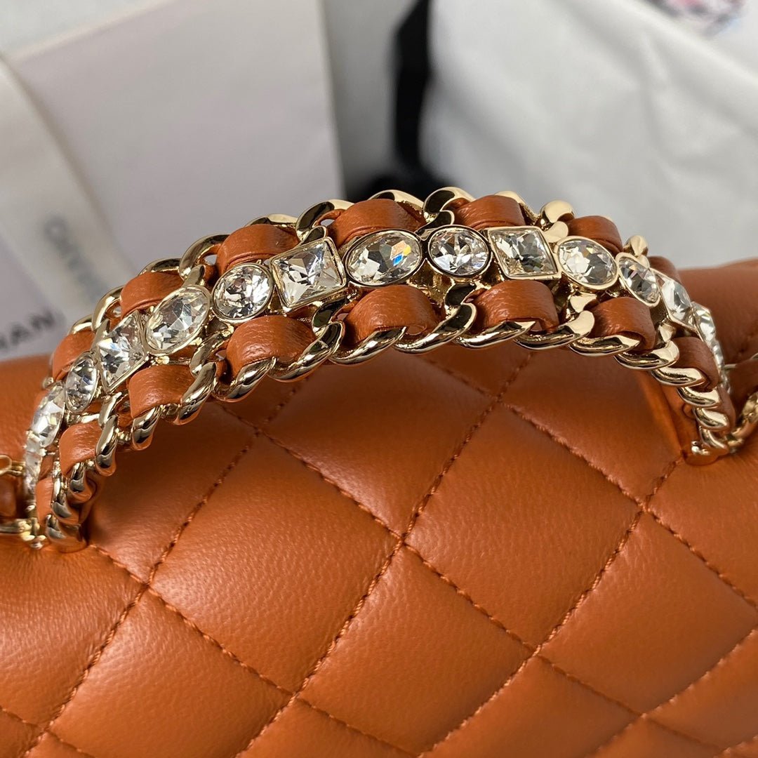 ＣＨＮＥＬFLAP BAG WITH TOP HANDLE RUST