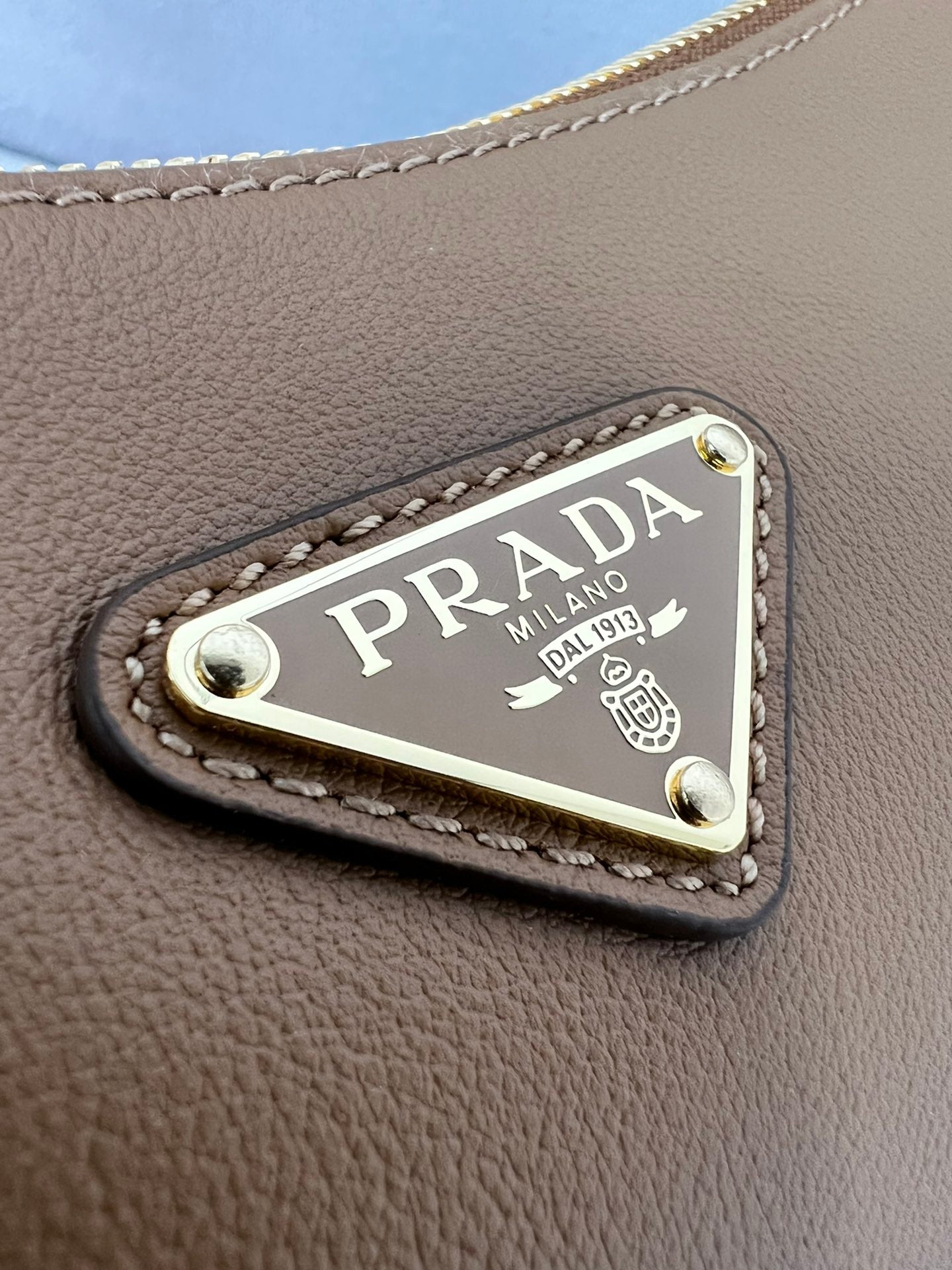 ＰＲＤＡ AIMÉE LARGE LEATHER SHOULDER BAG CARAMEL