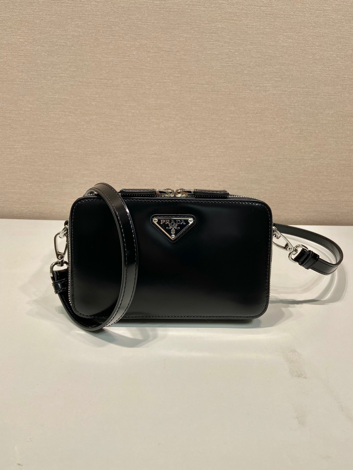 ＰＲＤＡ BANDOLIERA PATENT LEATHER BAG BLACK