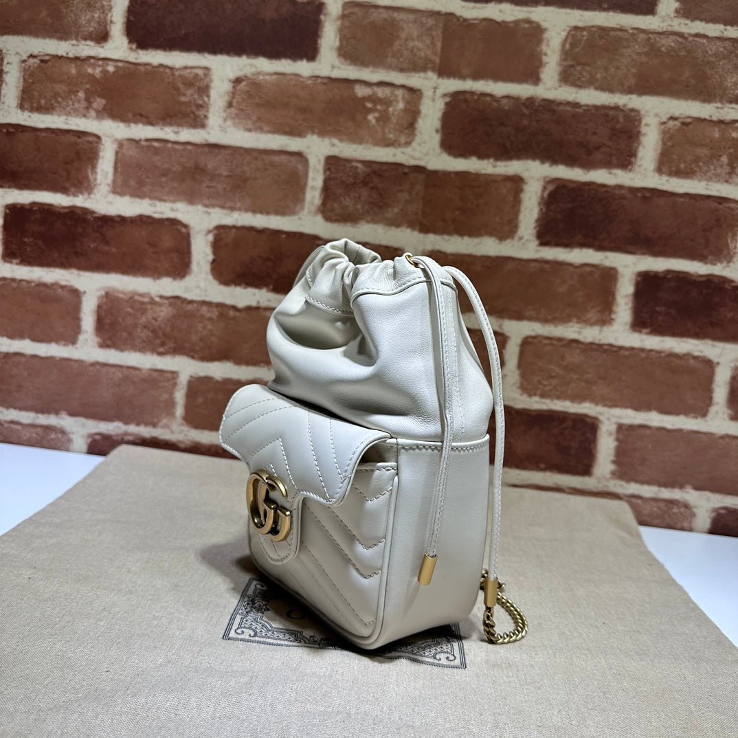 ＧＣＣＩGG MARMONT MINI BUCKET BAG WHITE