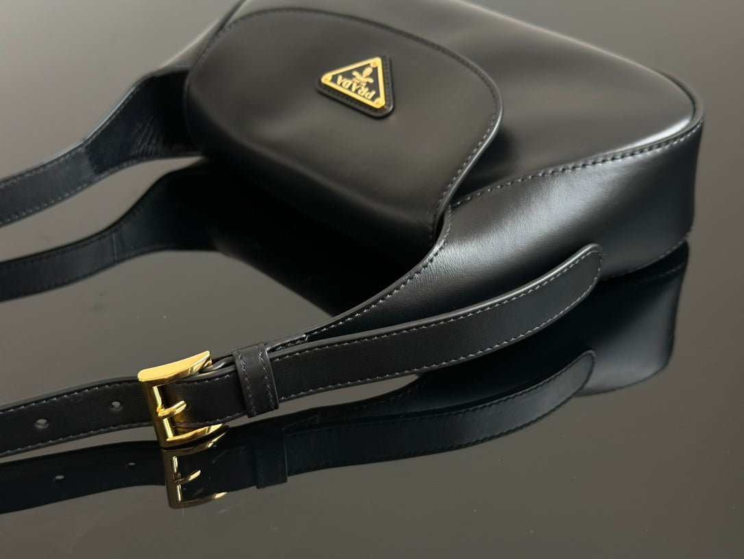 ＰＲＤＡ SMALL LEATHER SHOULDER BAG BLACK