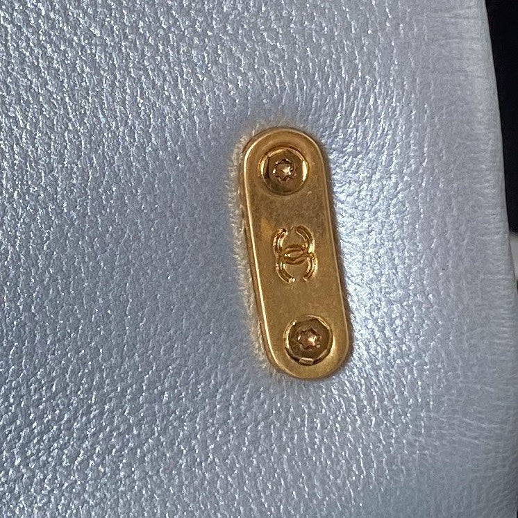 ＣＨＮＥＬ 24P CLASSIC HANDBAG SILVER