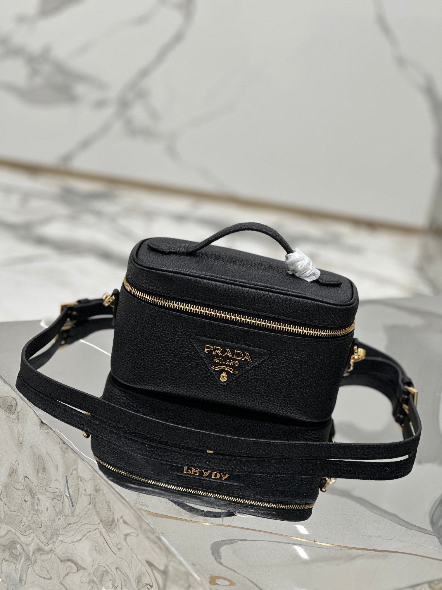 ＰＲＤＡ LEATHER MINI BAG BLACK