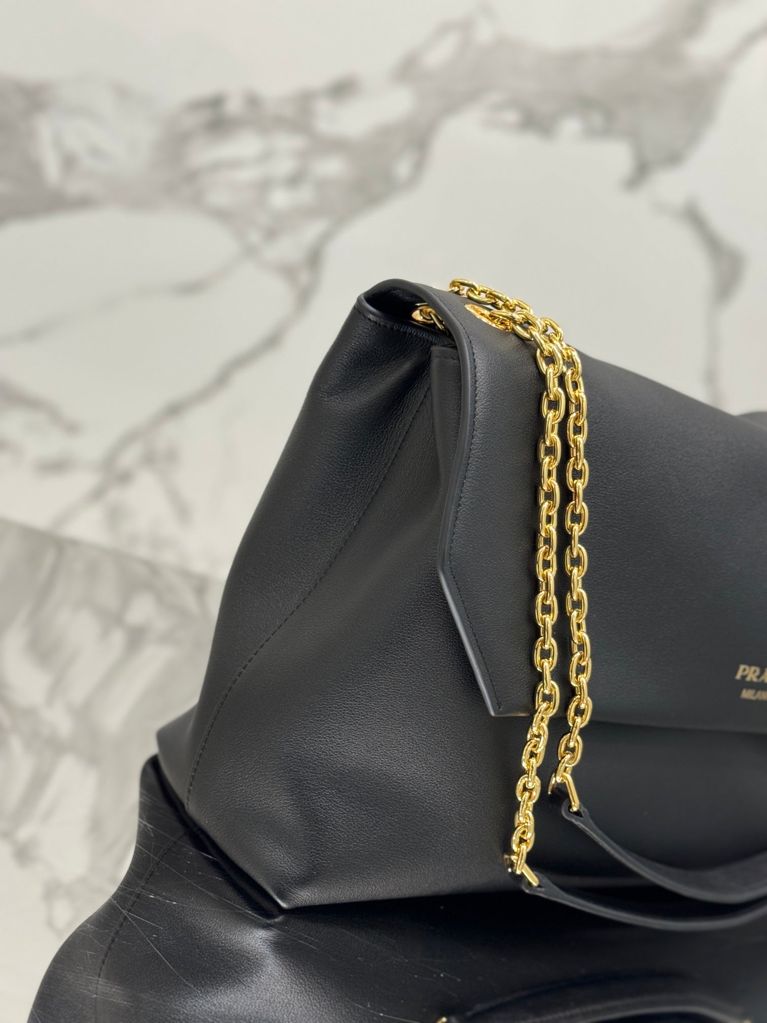 ＰＲＤＡ DOUX LARGE LEATHER SHOULDER BAG BLACK