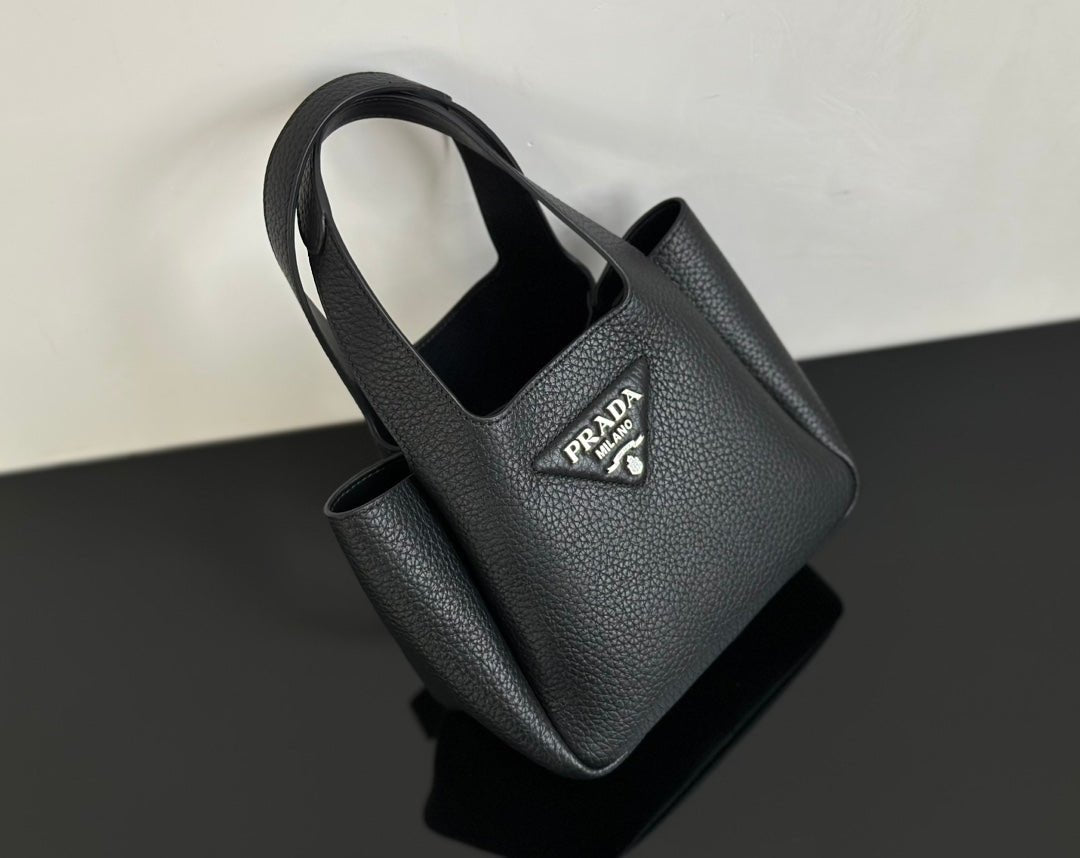 ＰＲＤＡ LEATHER MINI HANDBAG BLACK