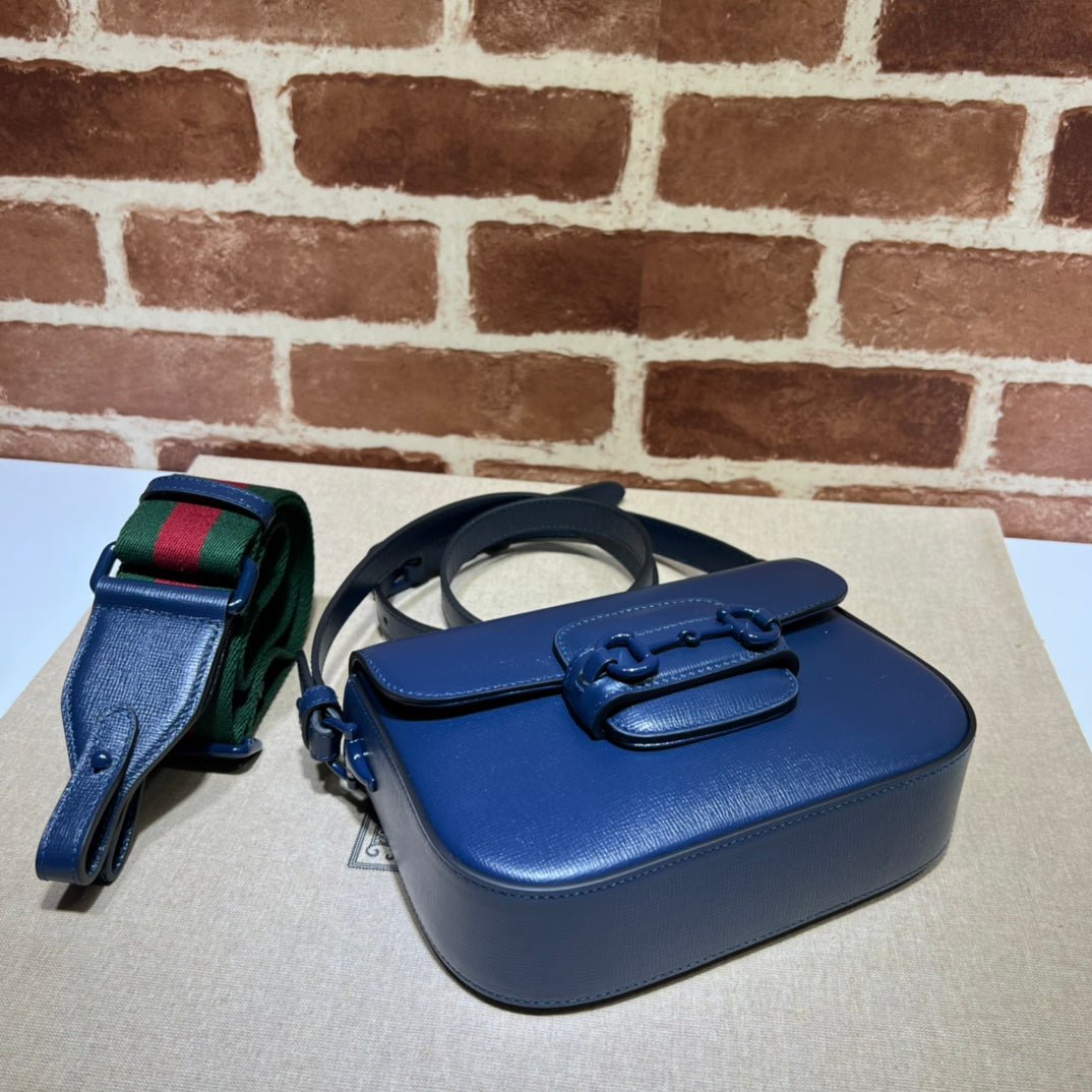 ＧＣＣＩHORSEBIT 1955 SHOULDER SMALL BAG NAVY BLUE