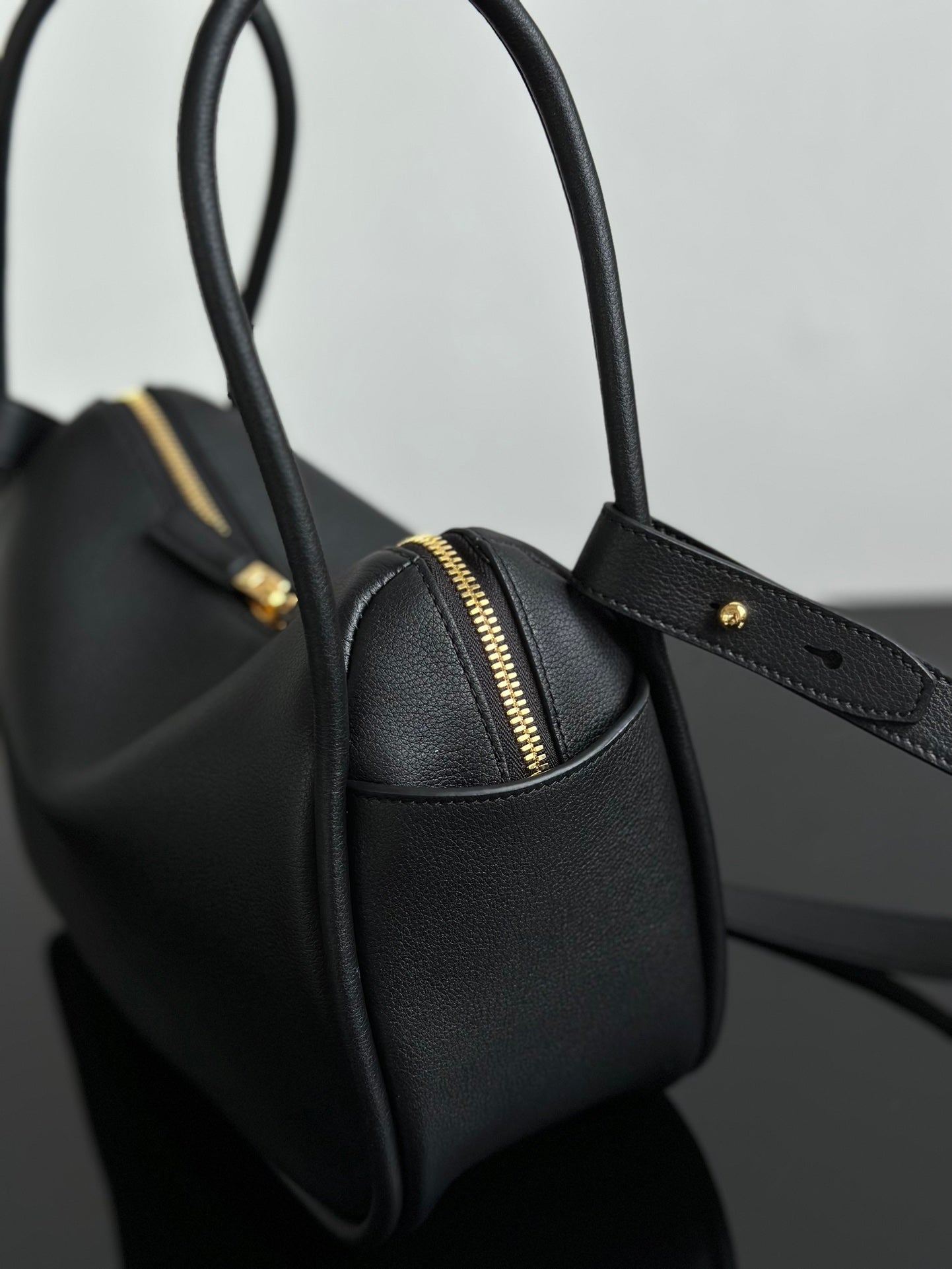 ＰＲＤＡ DARLING LEATHER HANDBAG BLACK