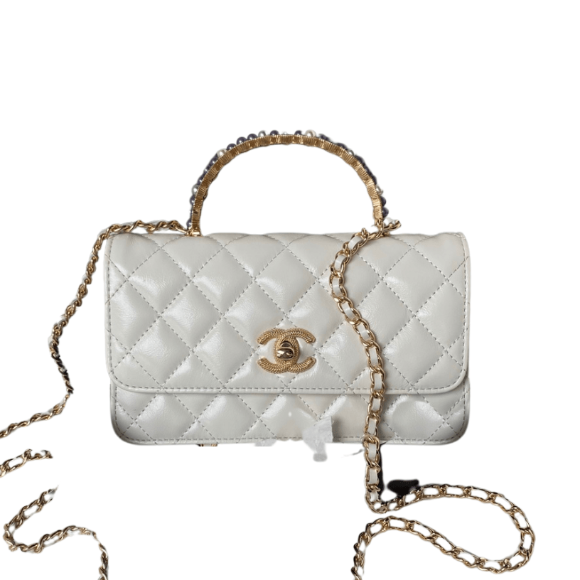 ＣＨＮＥＬCHAIN CLUTCH BAG WHITE