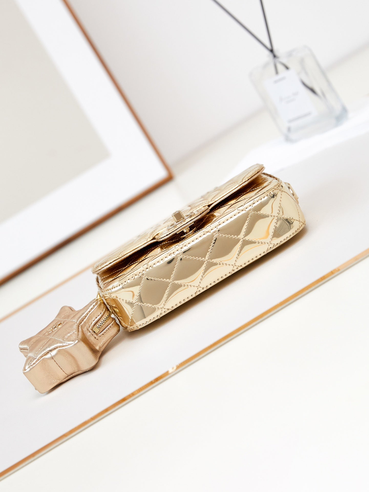 ＣＨＮＥＬCLASSIC FLAP BAG GOLDEN