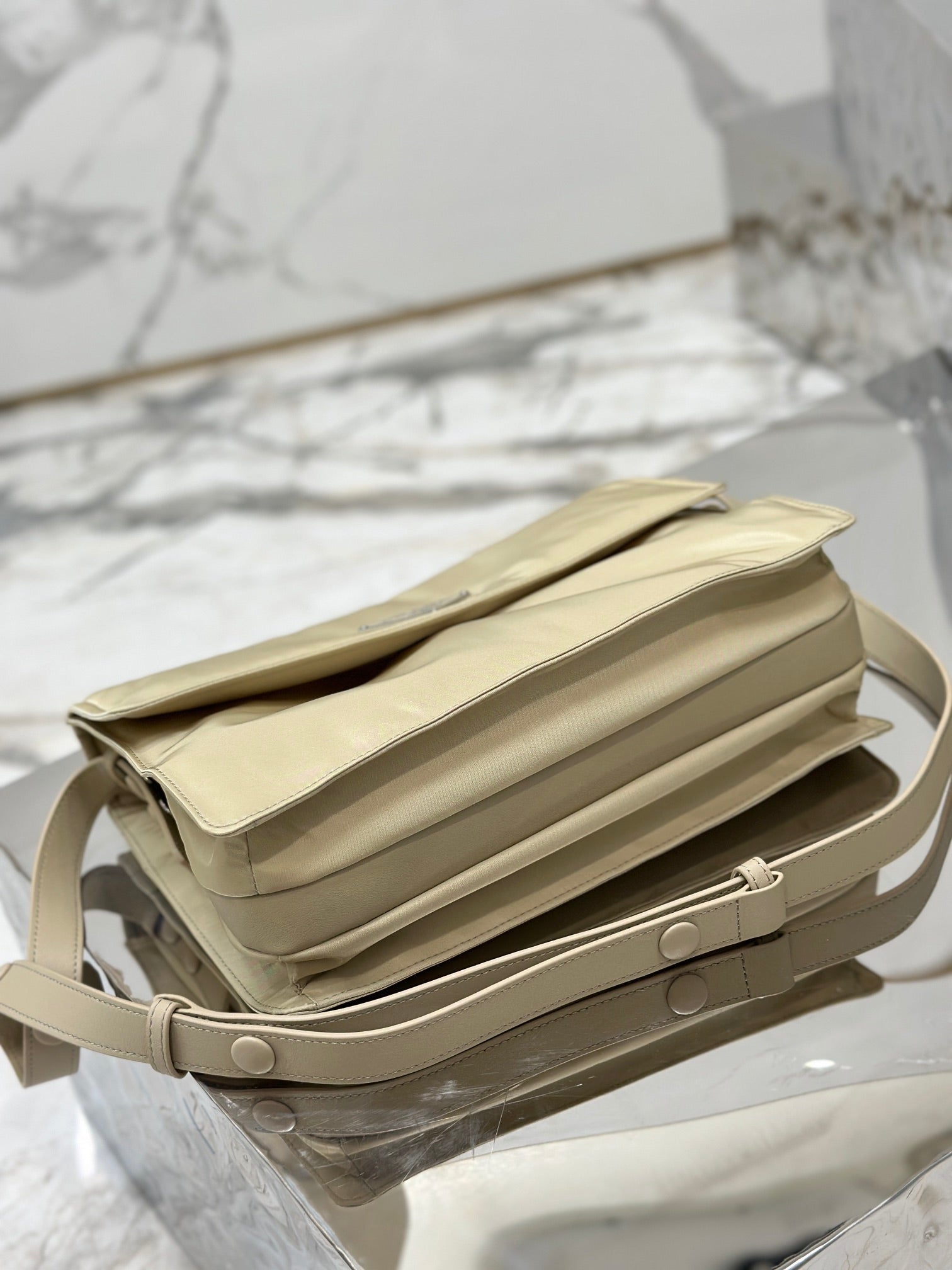 ＰＲＤＡ MEDIUM PADDED RE-NYLON SHOULDER BAG