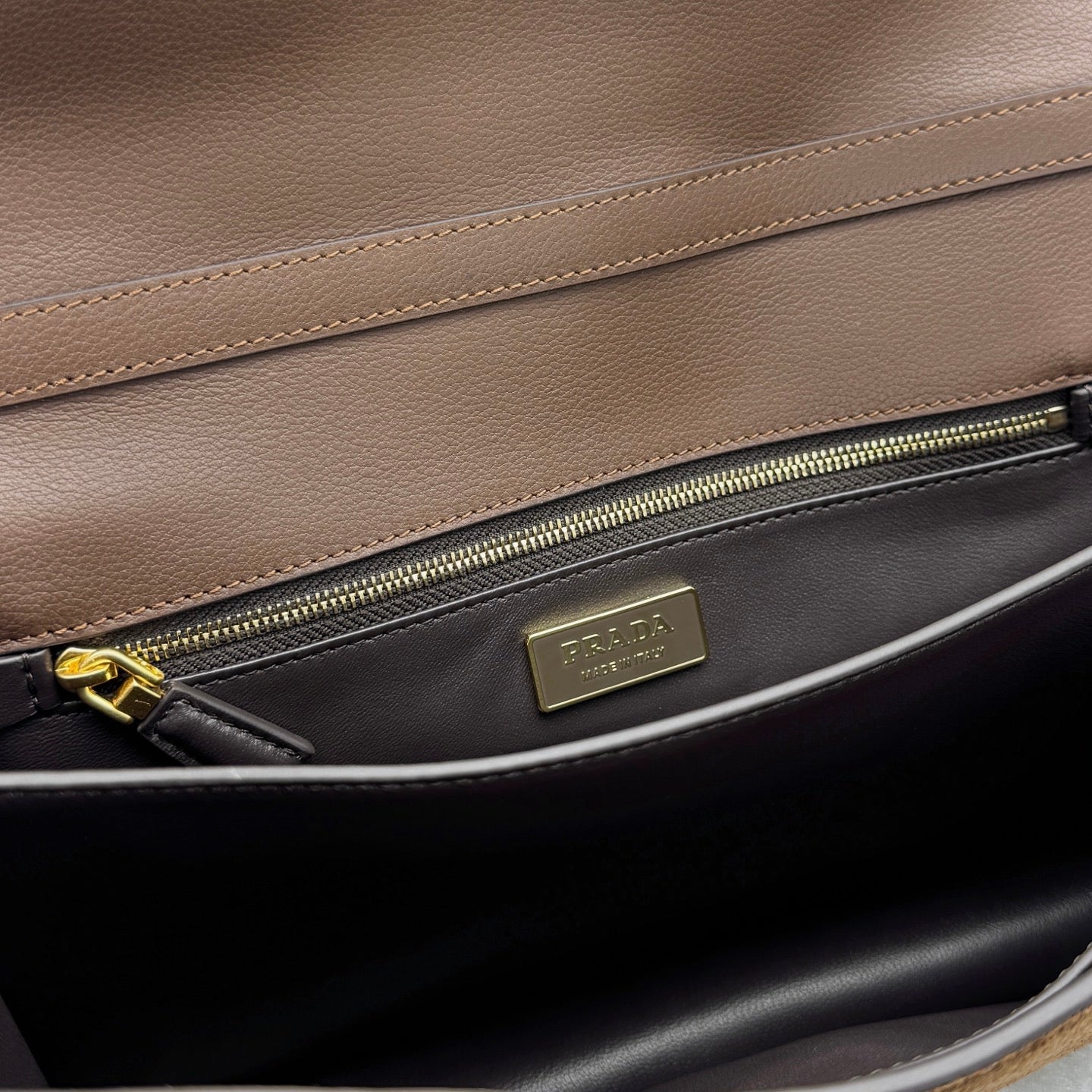 ＰＲＤＡ SOFT SOUND MEDIUM SUEDE SHOULDER BAG COCOA BROWN