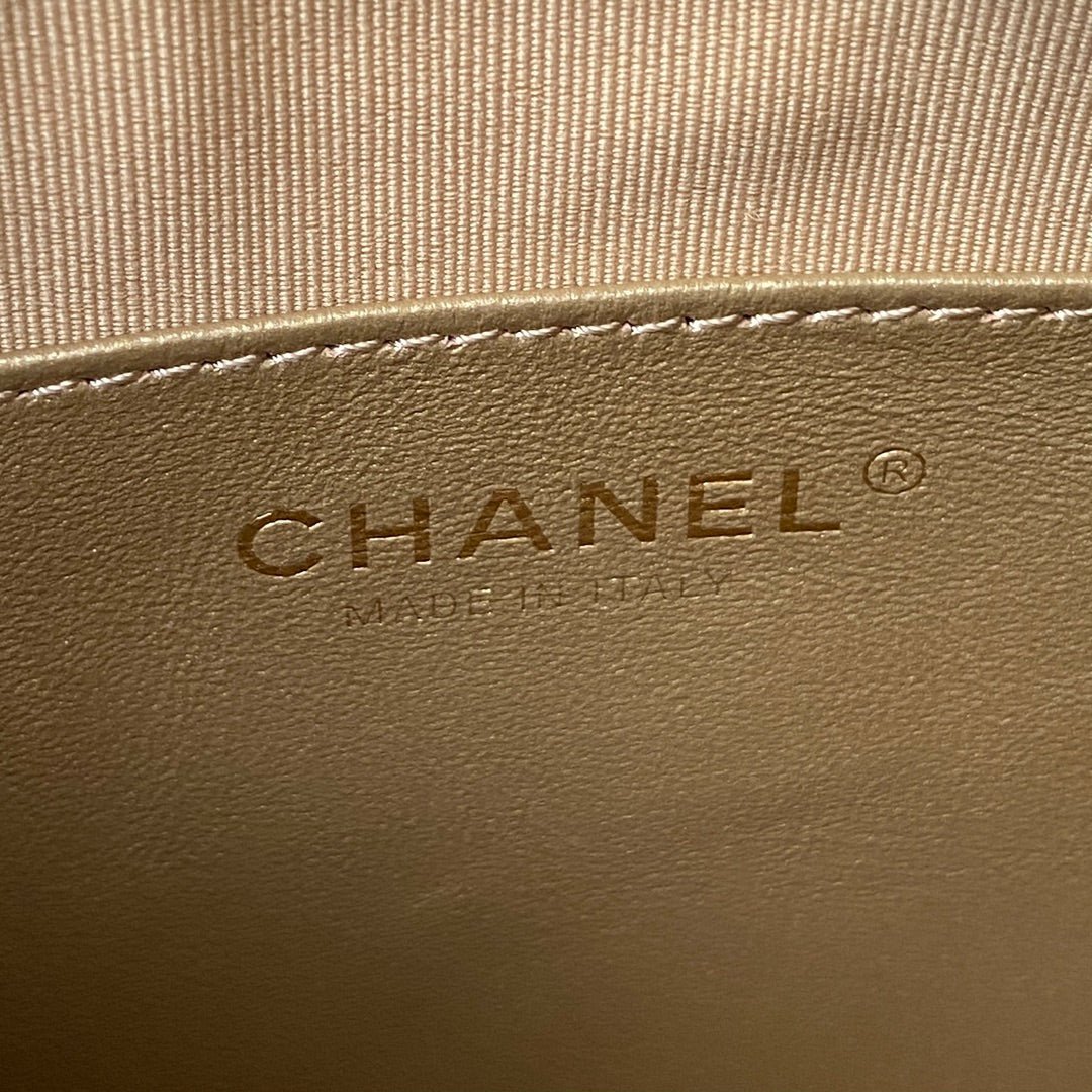 ＣＨＮＥＬHOBO BAG BRONZE