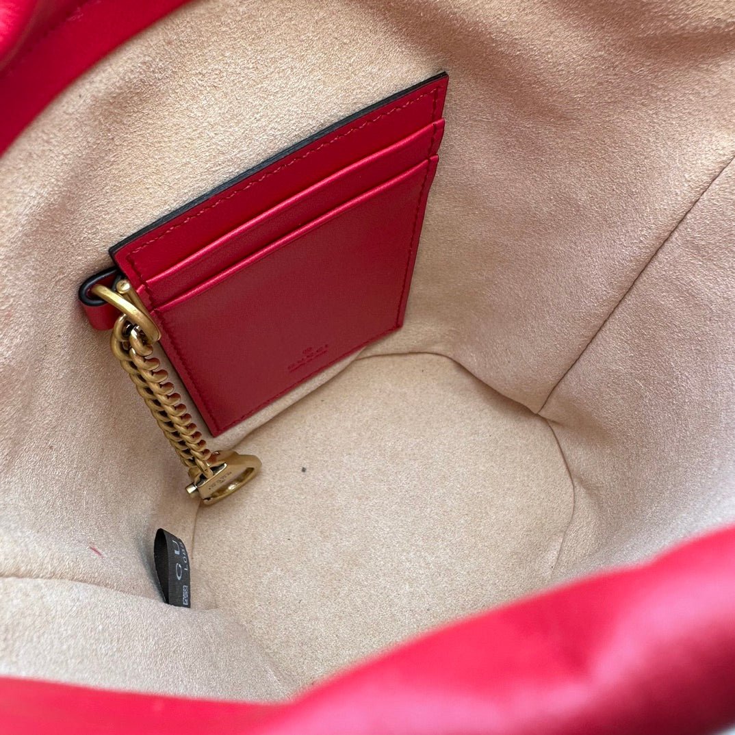ＧＣＣＩGG MARMONT BUCKET BAG RED