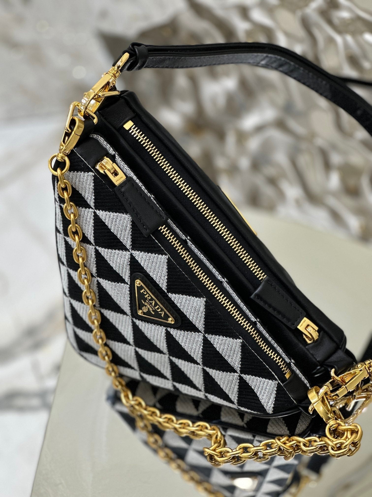 ＰＲＤＡ TRIANGLE-LOGO LEATHER AND JACQUARD SHOULDER BAG WHITE