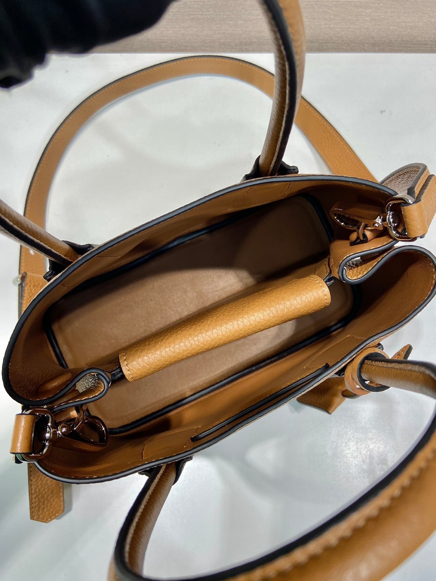 ＰＲＤＡ LEATHER TOTE BAG CARAMEL