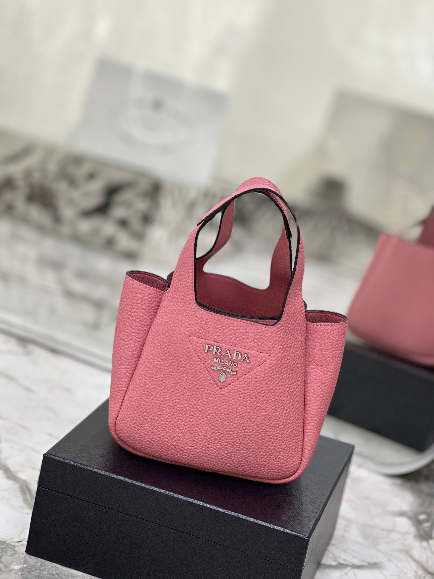 ＰＲＤＡ LEATHER TOTE BAG PINK