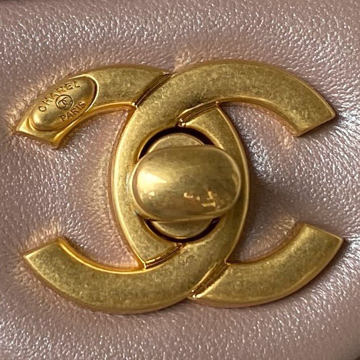 ＣＨＮＥＬ 24P CLASSIC HANDBAG PINK