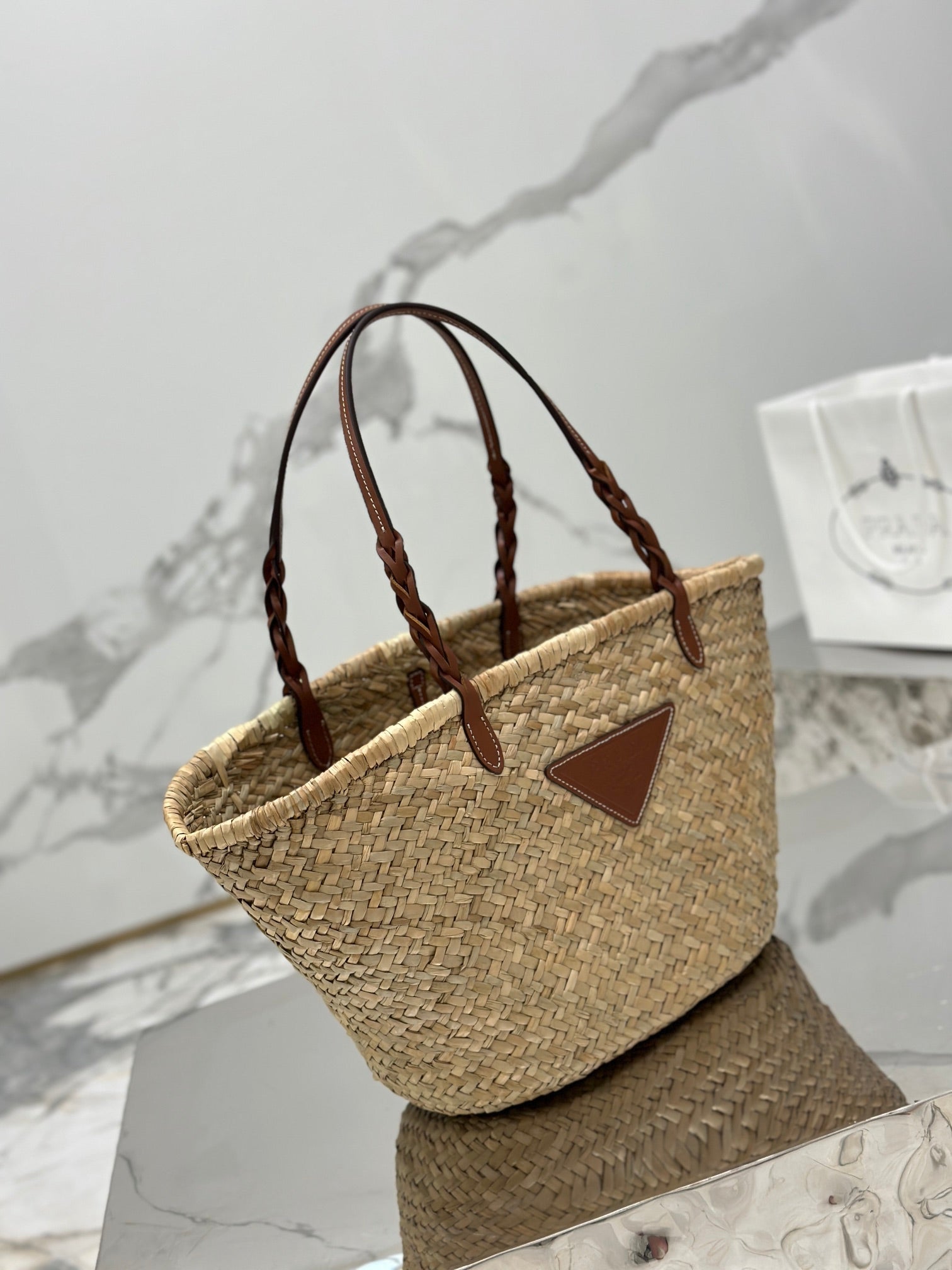 ＰＲＤＡ WOVEN PALM AND LEATHER TOTE BAG
