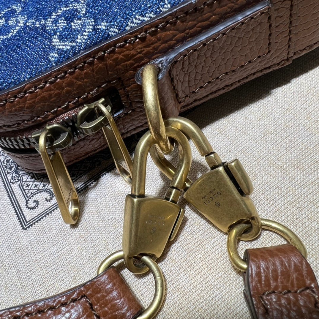 ＧＣＣＩDENIM INTERLOCKING G CROSSBODY BAG BLUE