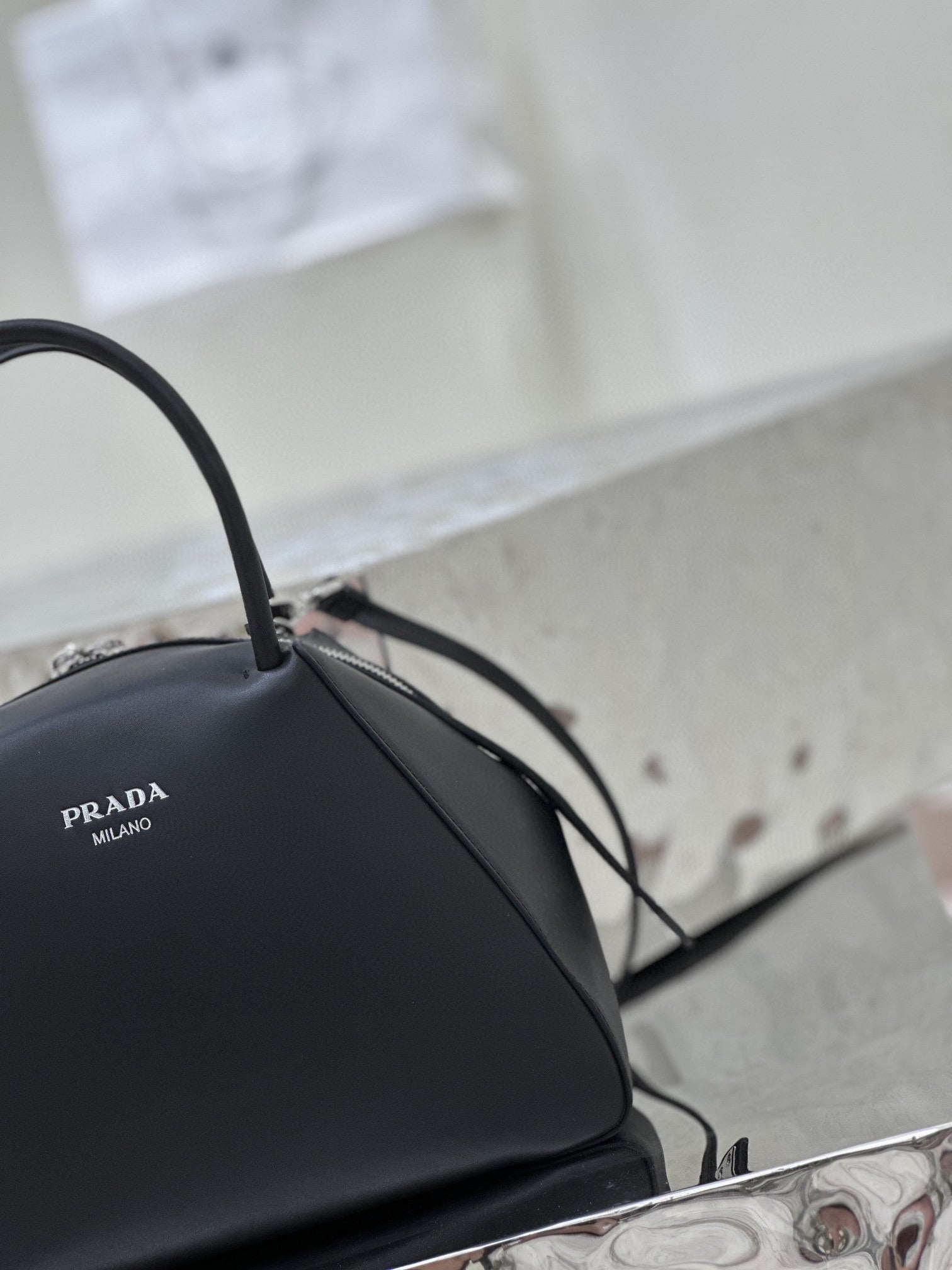 ＰＲＤＡ SUPERNOVA MEDIUM LEATHER TOP HANDLE BAG BLACK