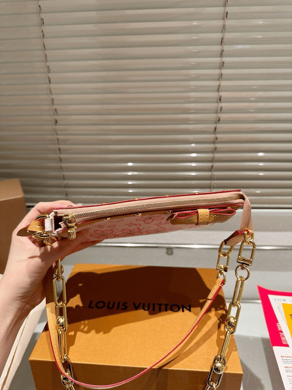 ＬＳ ＶＴＴＯＮ x TM POCHETTE ACCESSOIRES PINK