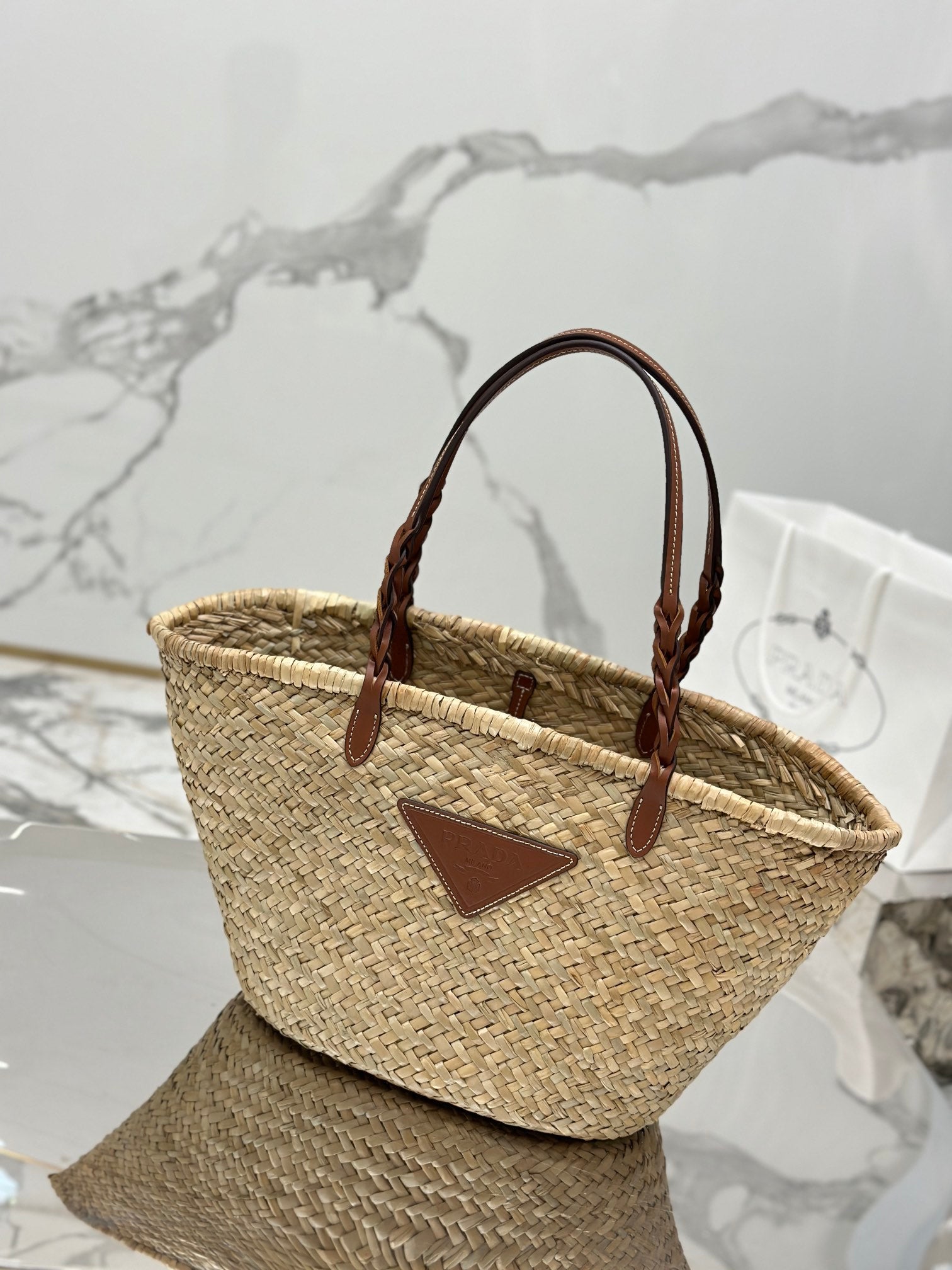 ＰＲＤＡ WOVEN PALM AND LEATHER TOTE BAG