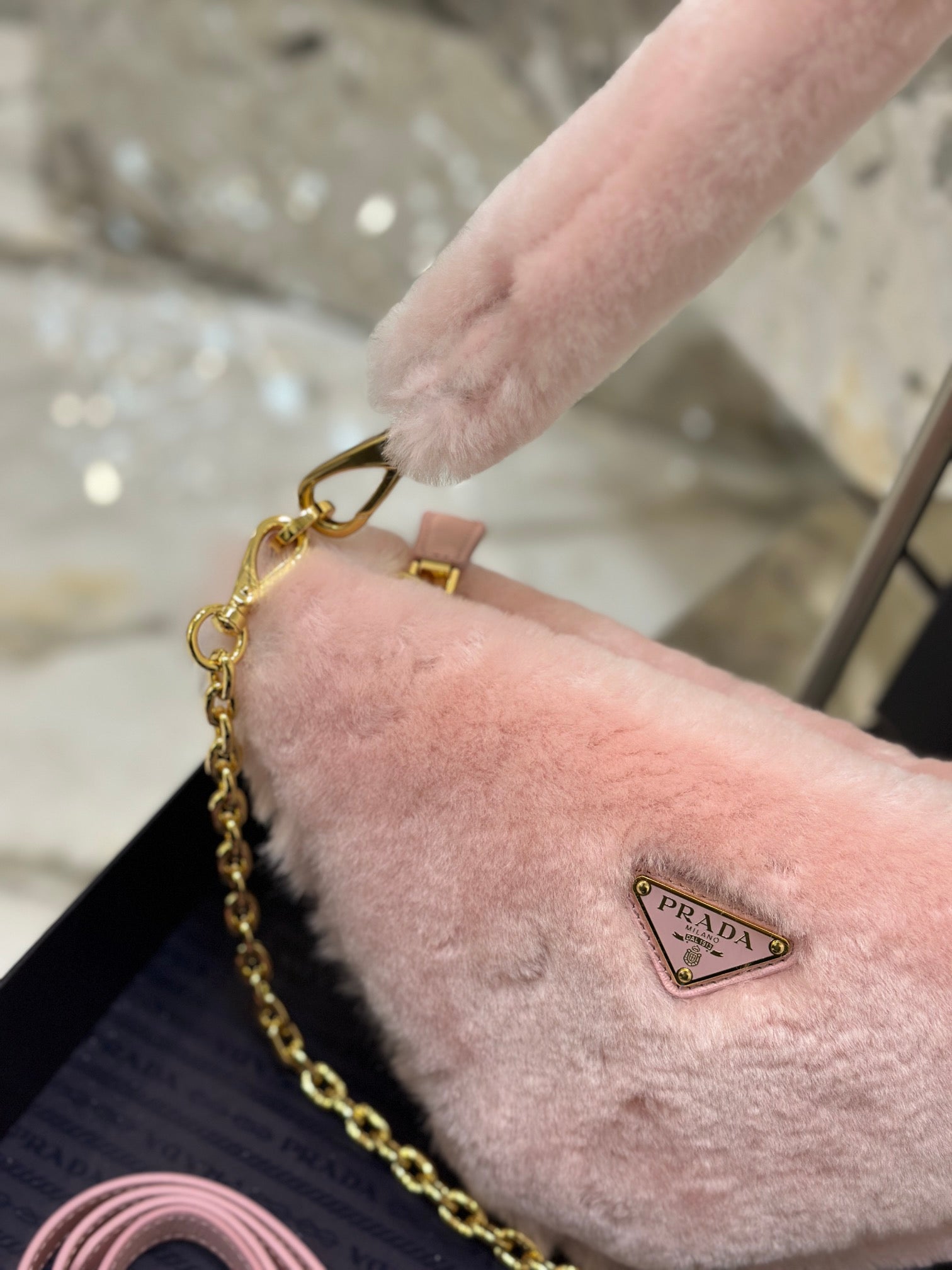 ＰＲＤＡ 2018 MINI SHEARLING TRIANGLE SATCHEL PINK