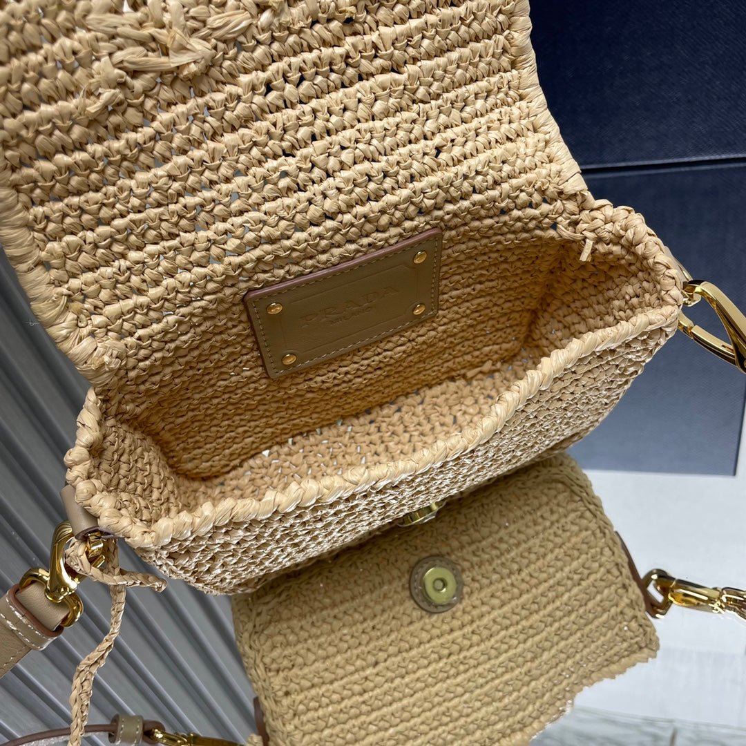 ＰＲＤＡ CROCHET SHOULDER BAG
