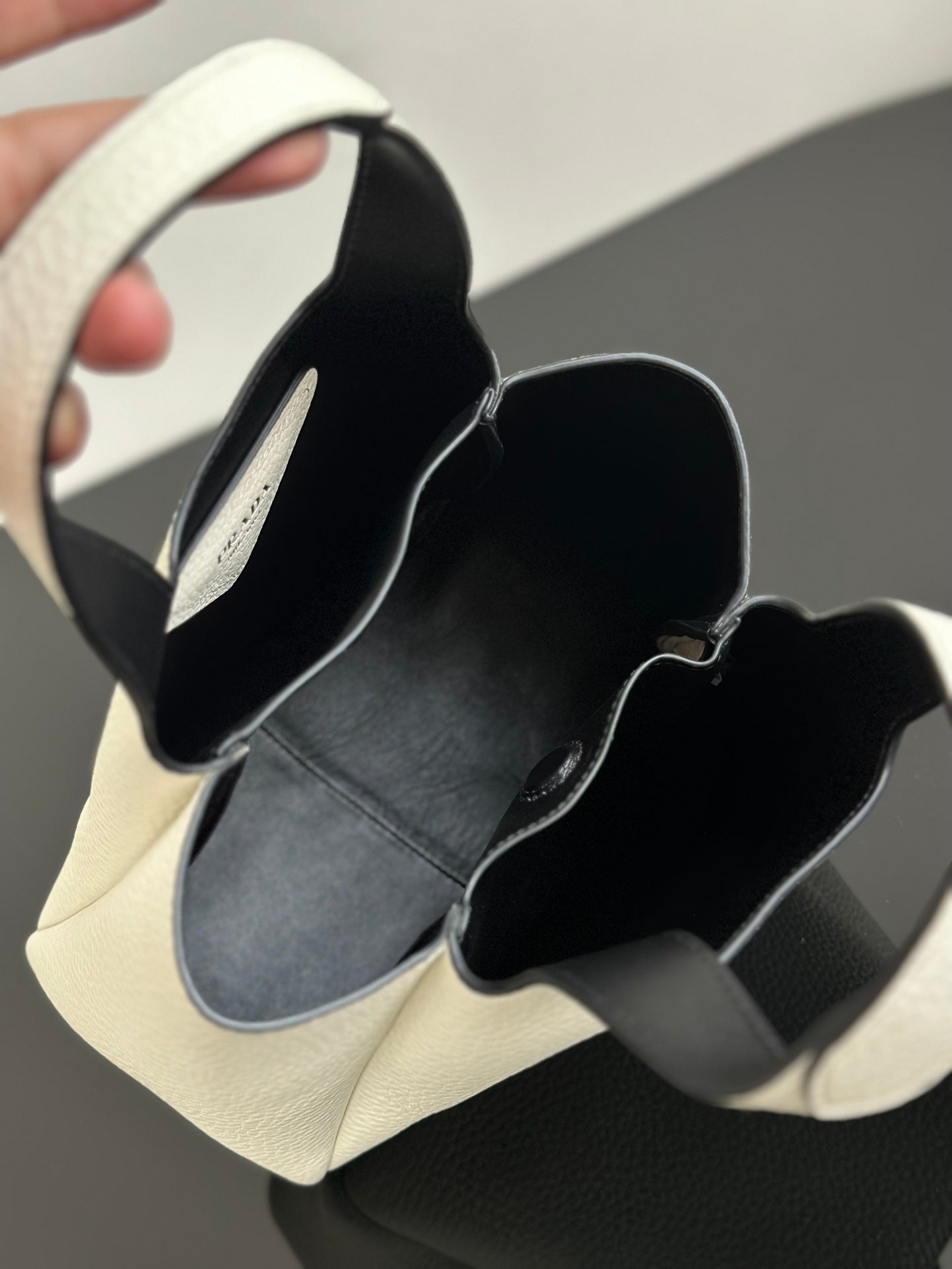 ＰＲＤＡ LEATHER MINI HANDBAG WHITE