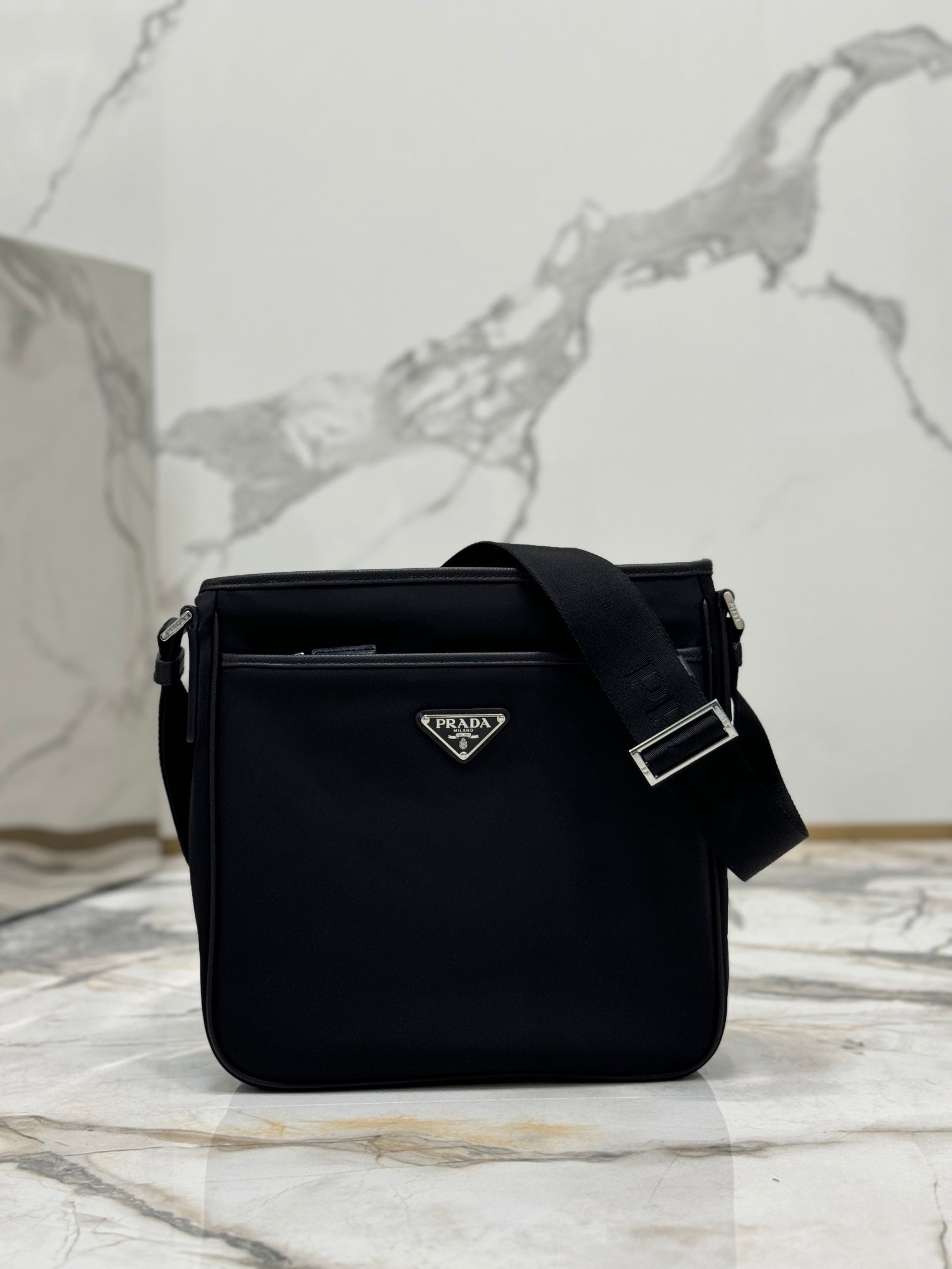 ＰＲＤＡ RE-NYLON AND SAFFIANO LEATHER SHOULDER BAG