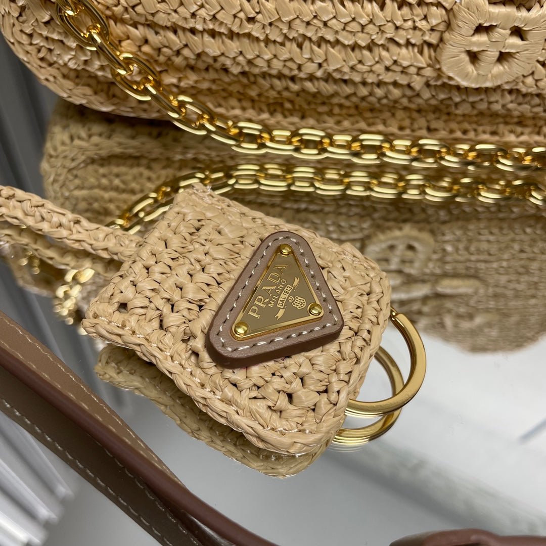 ＰＲＤＡ RE-EDITION CROCHET MINI-BAG