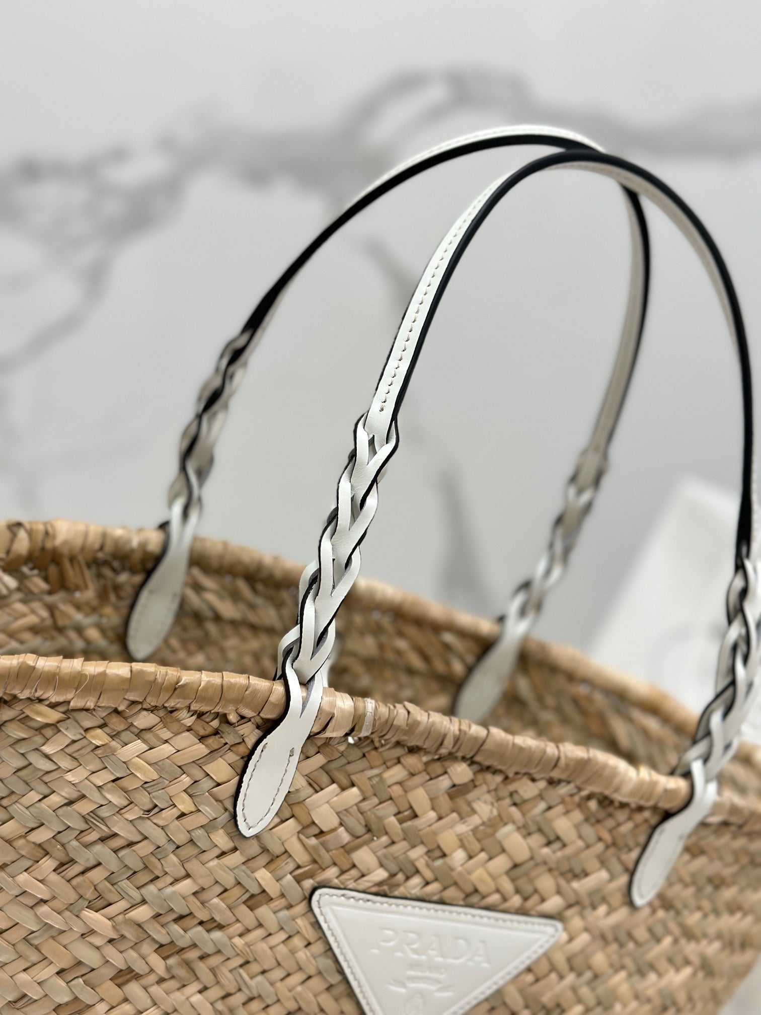 ＰＲＤＡ WOVEN PALM AND LEATHER TOTE BAG