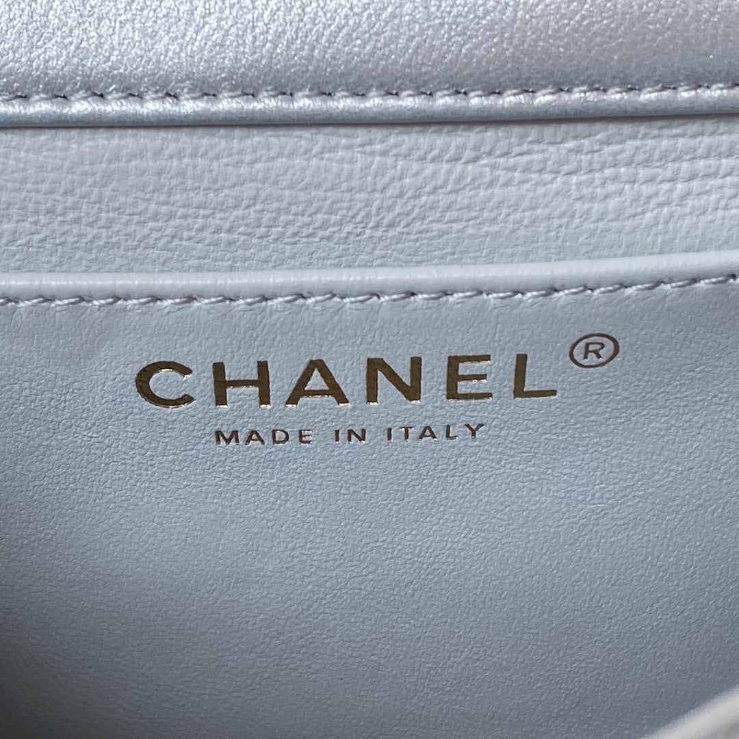 ＣＨＮＥＬ 24P CLASSIC HANDBAG SILVER