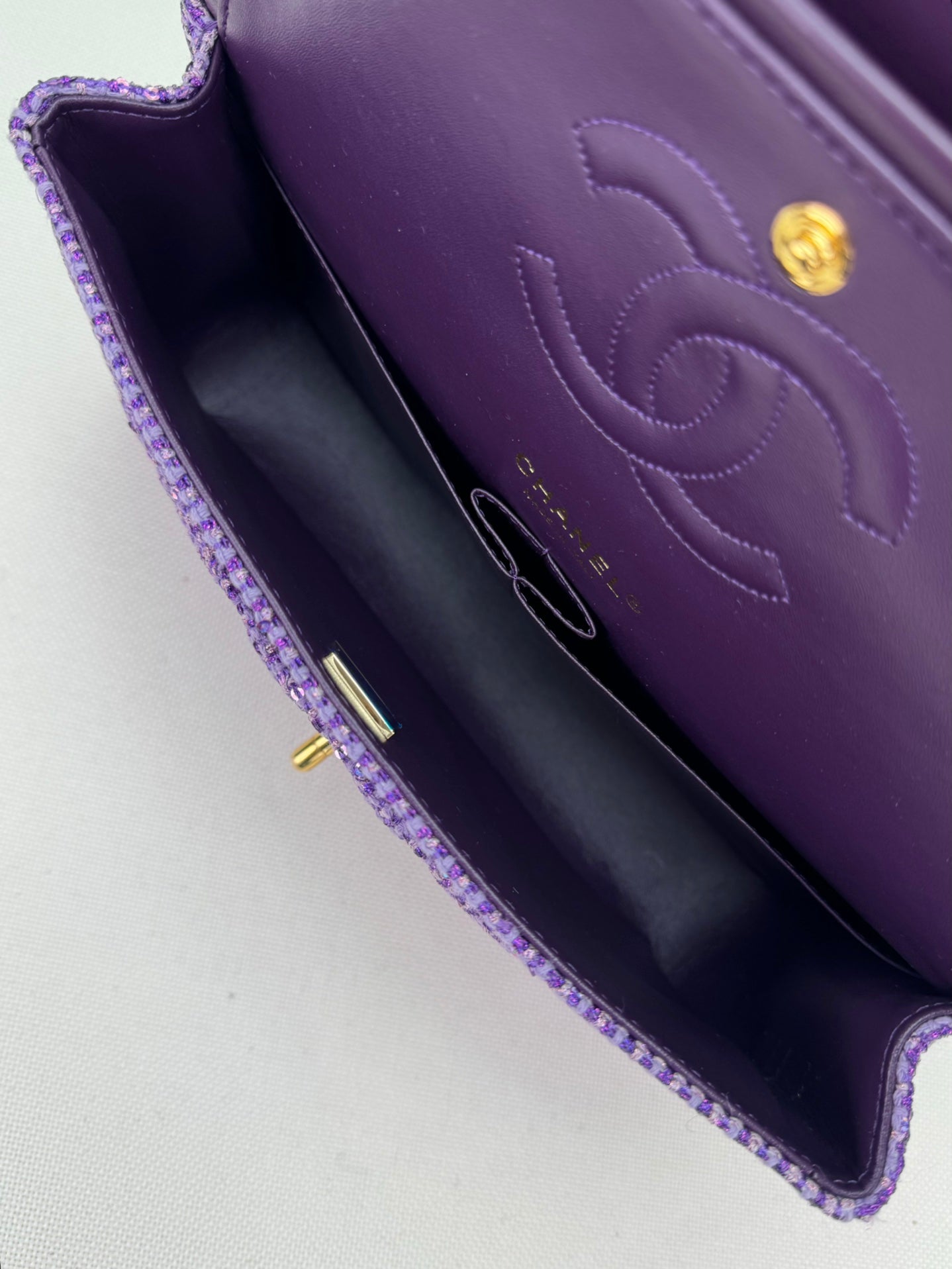 ＣＨＮＥＬCLASSIC 11.12 MEDIUM FLAP BAG