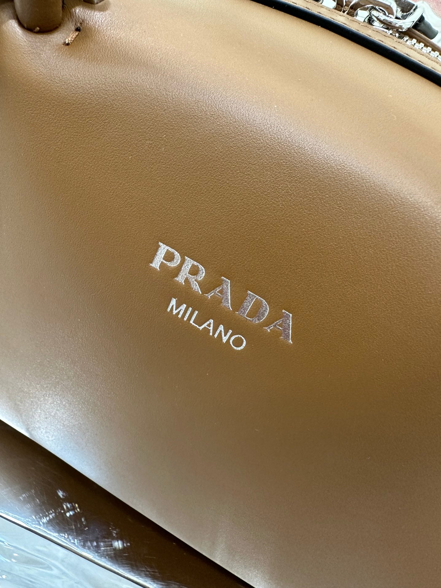 ＰＲＤＡ SUPERNOVA MEDIUM LEATHER TOP HANDLE BAG CARAMEL