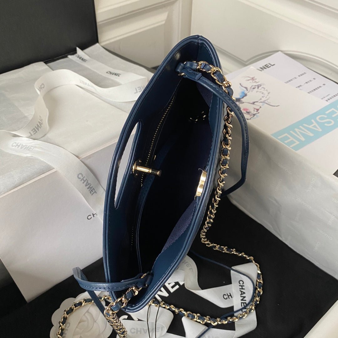 ＣＨＮＥＬ31 MINI SHOPPING BAG BLUE