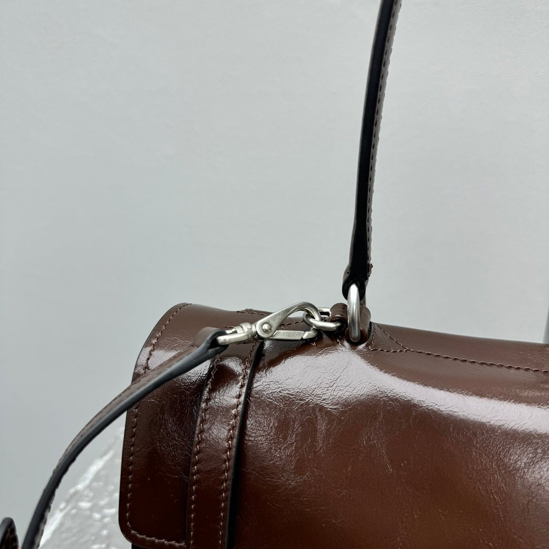ＰＲＤＡ MEDIUM LEATHER HANDBAG DARK BROWN