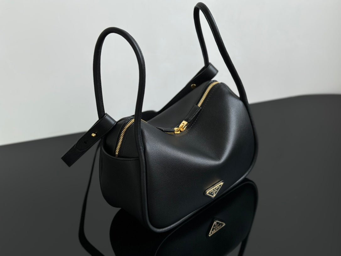 ＰＲＤＡ DARLING LEATHER HANDBAG BLACK
