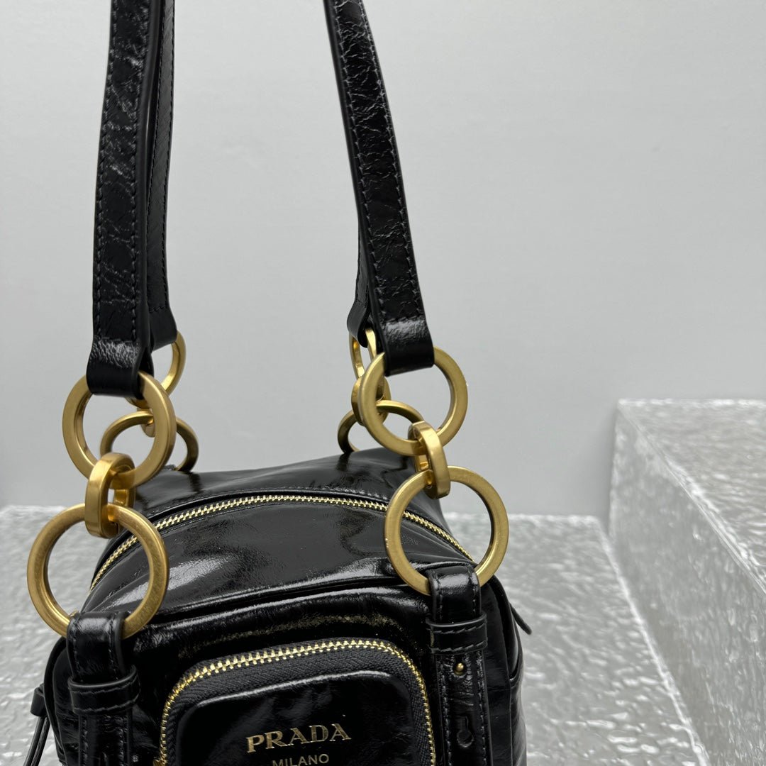 ＰＲＤＡ DANGLE LEATHER TOP-HANDLE MINI-BAG