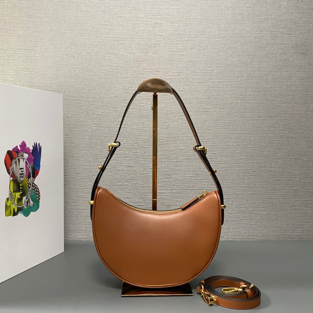 ＰＲＤＡ ARQUÉ SMALL LEATHER SHOULDER BAG COGNAC