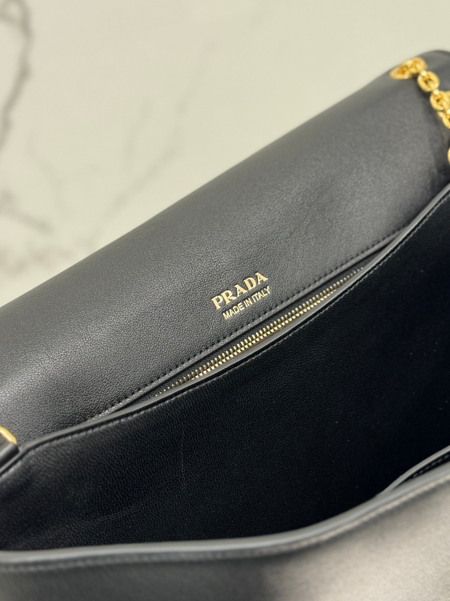 ＰＲＤＡ DOUX LARGE LEATHER SHOULDER BAG BLACK