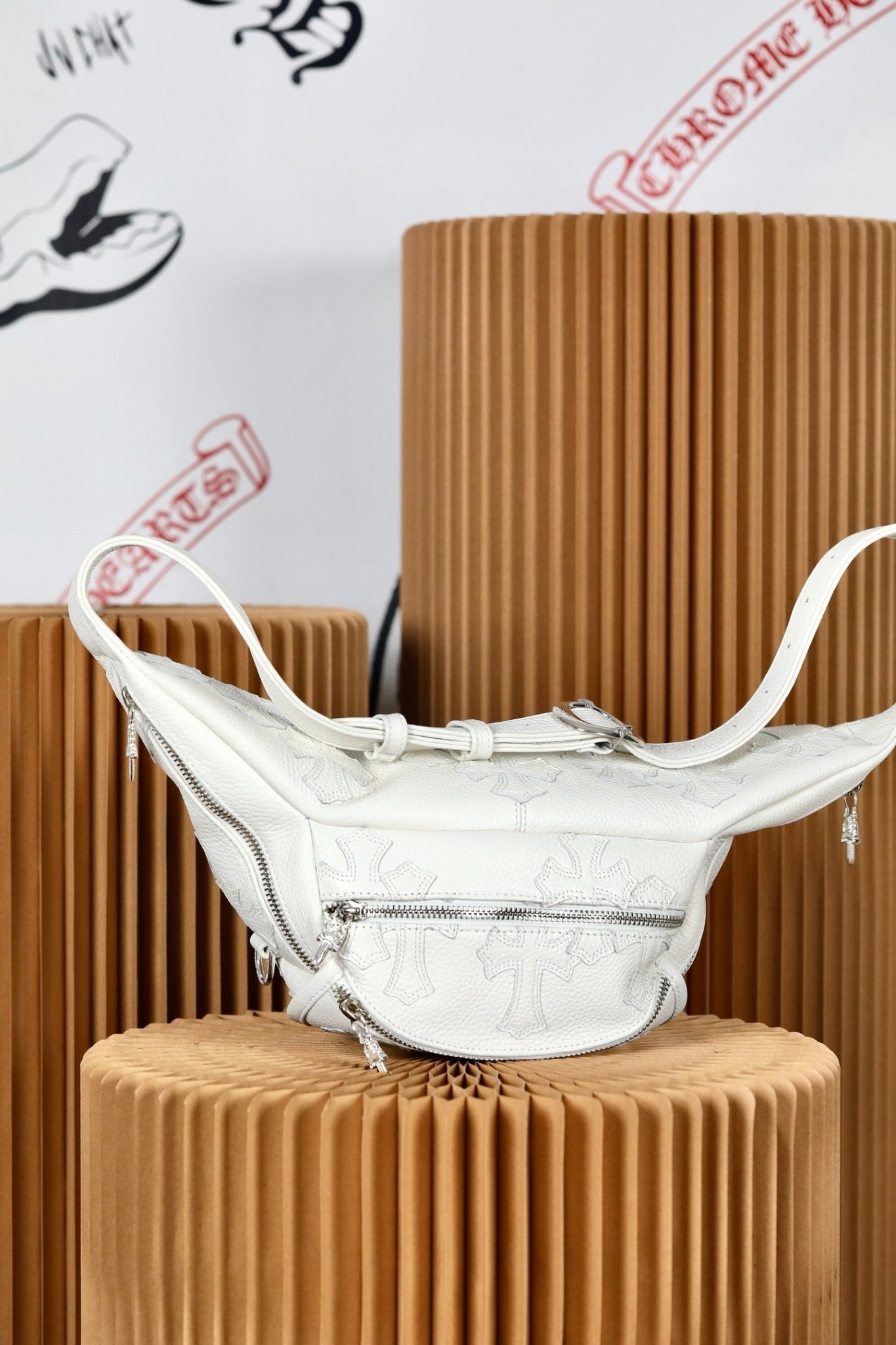 ＣＨＲＭ ＨＲＴＳ WHITE CROSS PATCH SNAT PACK WHITE