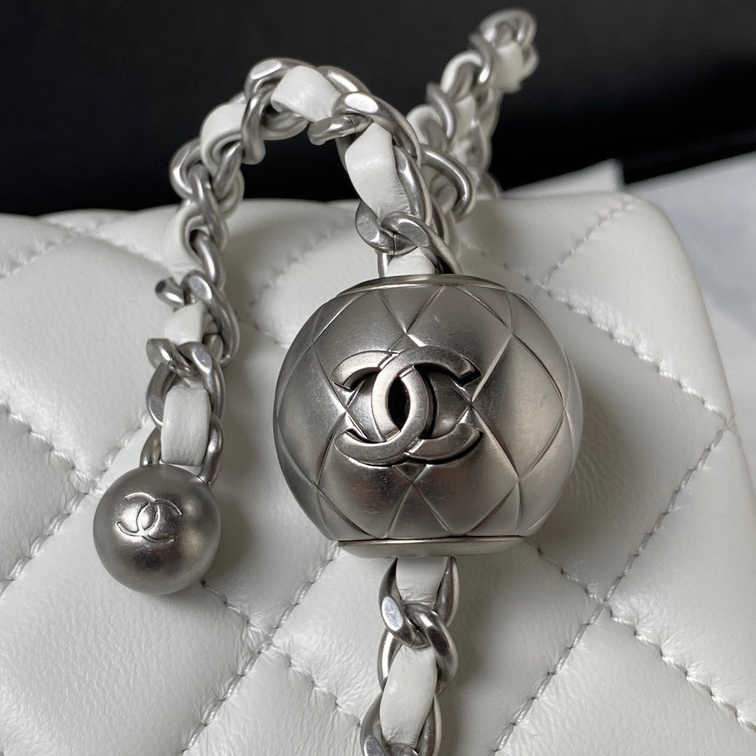 ＣＨＮＥＬ MATELASSE MINI FLAP SHOULDER BAG