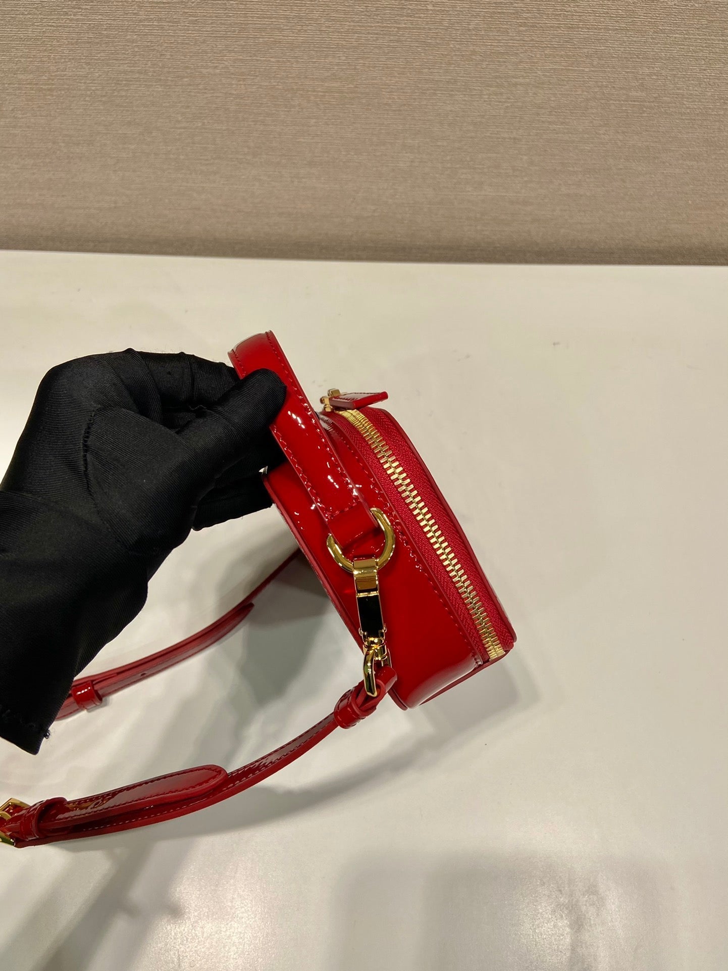 ＰＲＤＡ ODETTE PATENT LEATHER MINI BAG RED