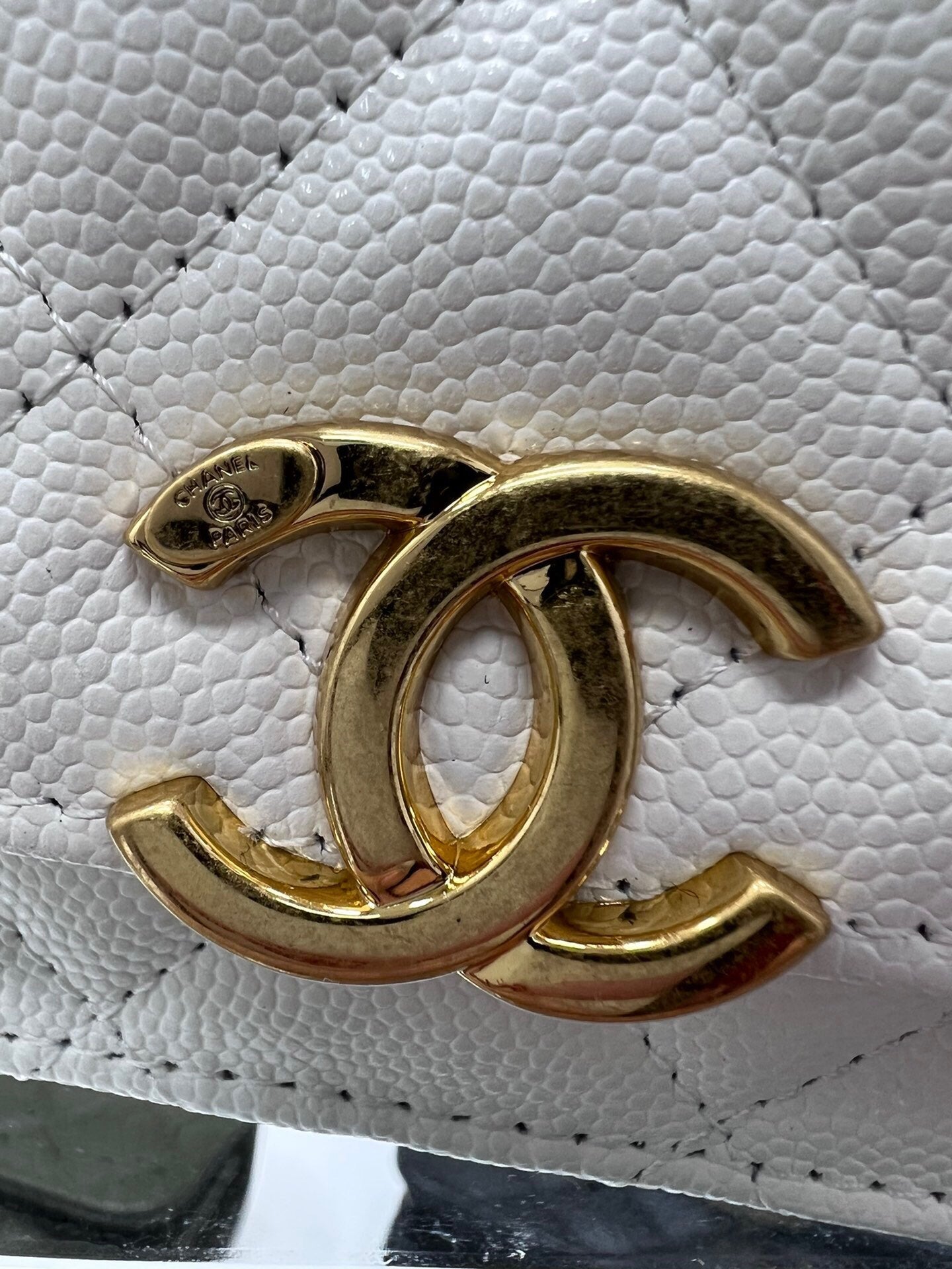 ＣＨＮＥＬ22K DOUBLE CHAIN BAG WHITE